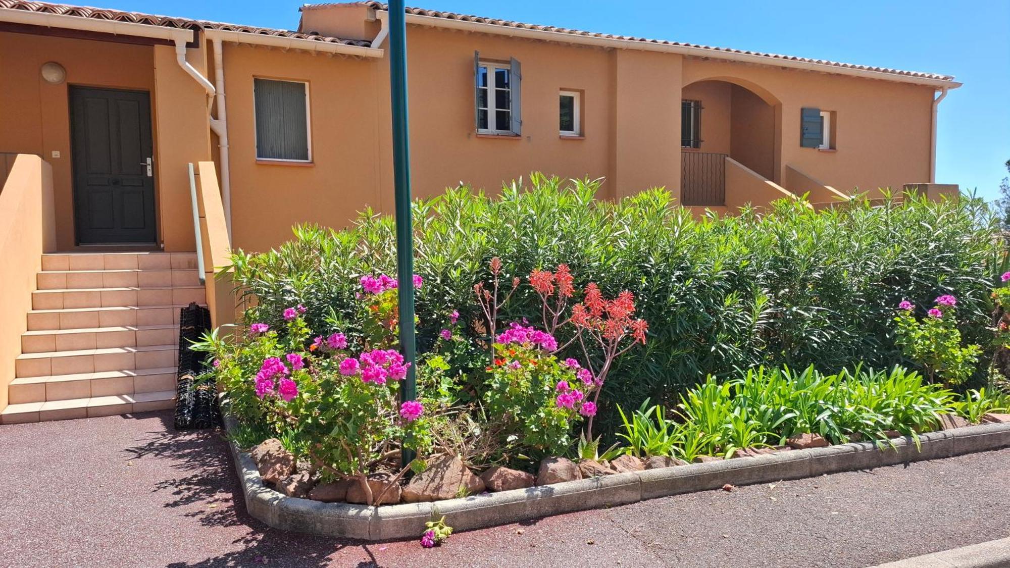 Rochemarine Panoramic Apartman Théoule-sur-Mer Kültér fotó